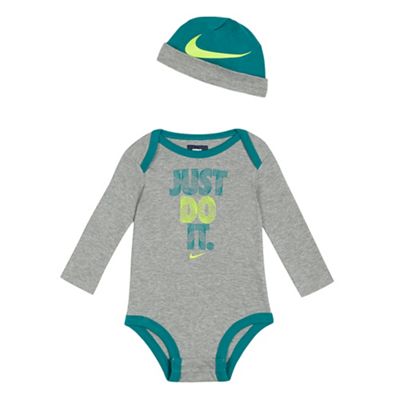 Nike Baby boys' grey 'Just do it' print bodysuit and hat set